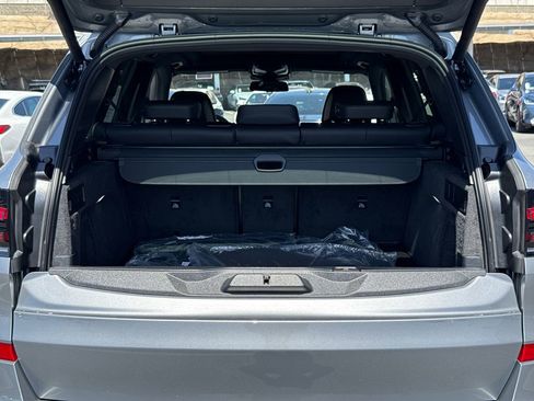 New 2026 BMW X5 M60i w/ Executive Package AWD/4WD image 11
