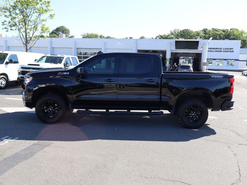 Used 2024 Chevrolet Silverado 1500 LT Trail Boss w/ Convenience Package II AWD/4WD image 7