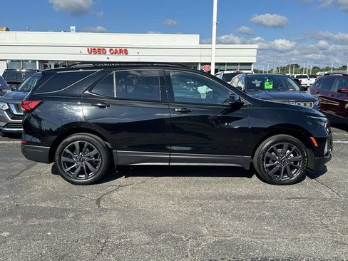 Used 2024 Chevrolet Equinox RS w/ LPO, Floor Liner Package FWD image 2