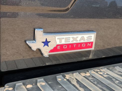 Used 2020 Ford F150 XLT w/ Equipment Group 302A Luxury image 8