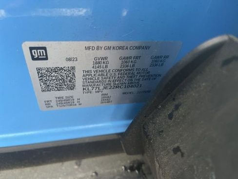 Used 2024 Chevrolet Trax RS w/ Sunroof Package FWD image 11