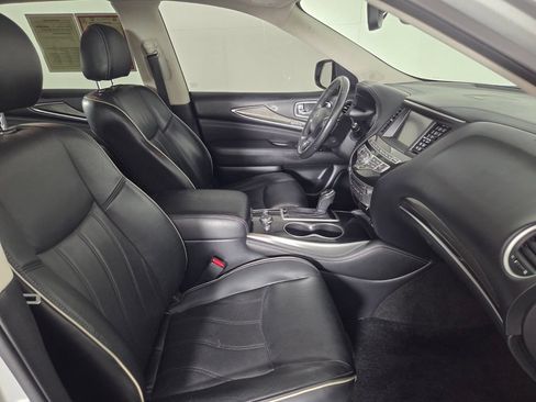Used 2019 INFINITI QX60 Luxe w/ Essential Package FWD image 32