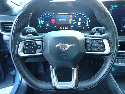 Used 2025 Ford Mustang GT Premium image 23