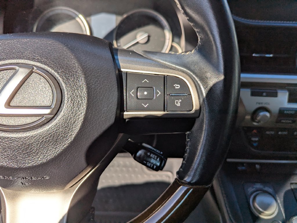 Used 2016 Lexus ES 350 w/ Premium Package w/Wood Trim FWD image 19