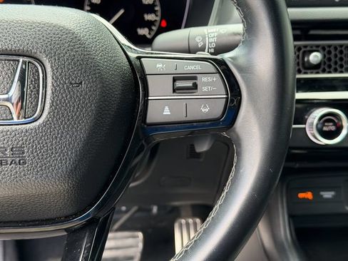 Used 2025 Honda Civic Sport image 10