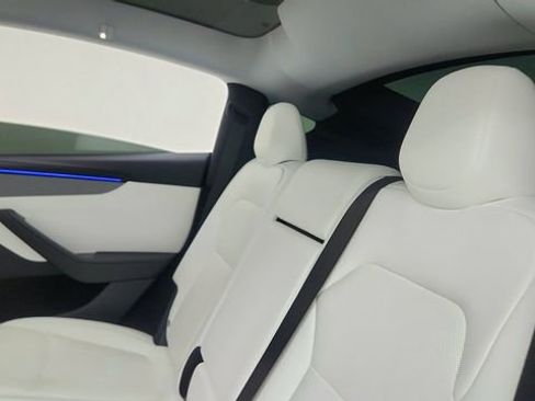 Used 2026 Tesla Model Y AWD image 29