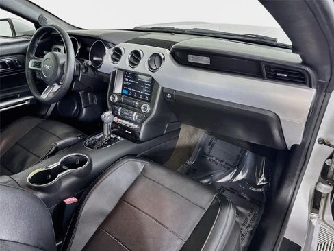 Used 2016 Ford Mustang Premium RWD image 23