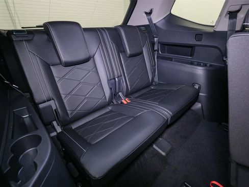 New 2026 Volkswagen Atlas SE image 17