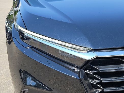 Used 2023 Honda CR-V LX image 10