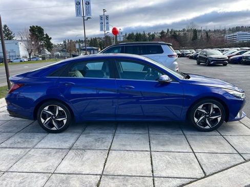 Certified 2021 Hyundai Elantra Limited image 4