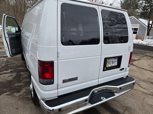 Used 2008 Ford E-350 and Econoline 350 Super Duty image 4