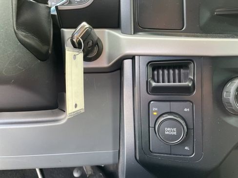 Used 2023 Ford F150 XLT image 15