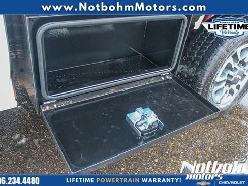 Used 2023 GMC Sierra 3500 SLE w/ SLE Convenience Package image 13