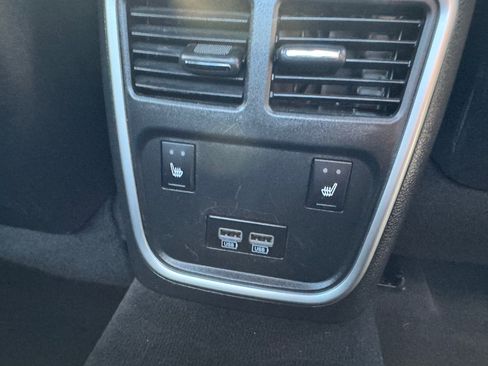 Used 2022 Dodge Charger SXT w/ Plus Group image 18