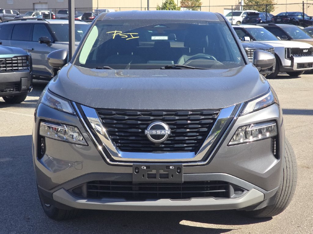 Used 2023 Nissan Rogue SV AWD/4WD image 11