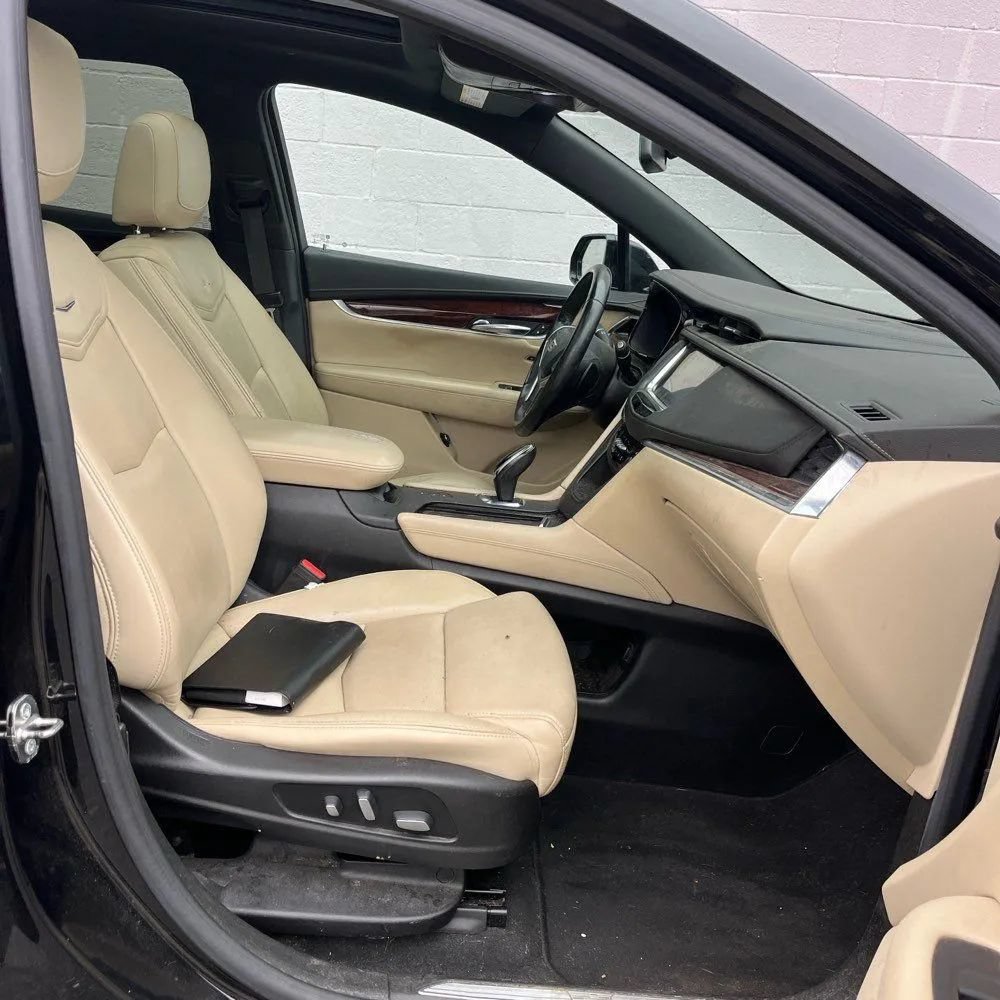 Used 2017 Cadillac XT5 Premium Luxury AWD/4WD image 22