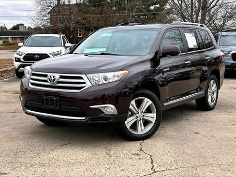 Used 2013 Toyota Highlander Limited image 7
