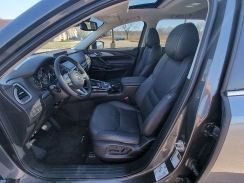 Used 2023 MAZDA CX-9 Touring image 10