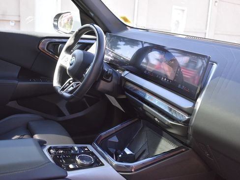 Used 2025 BMW X3 xDrive30i AWD/4WD image 22