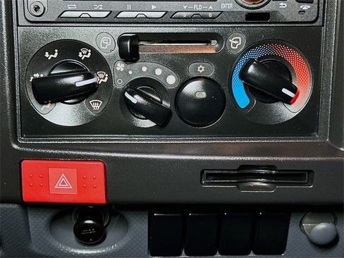 Used 2024 Isuzu NPR image 14