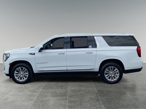 Used 2024 GMC Yukon XL SLT AWD/4WD image 2