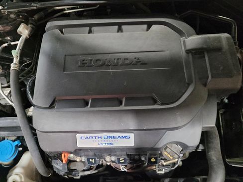 Used 2017 Honda Accord EX-L image 30