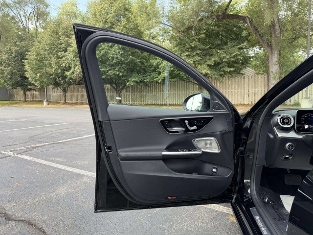Certified 2026 Mercedes-Benz C 300 4MATIC Sedan image 18