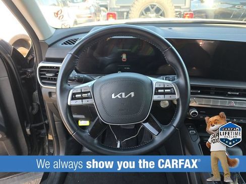 Used 2025 Kia Telluride S AWD/4WD image 2
