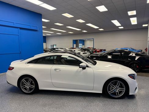 Used 2018 Mercedes-Benz E 400 Coupe image 5
