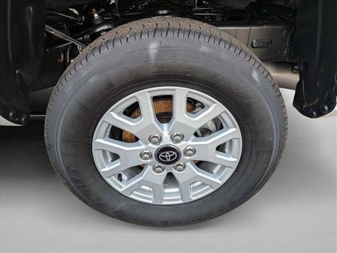 Used 2024 Toyota Tacoma SR5 image 22