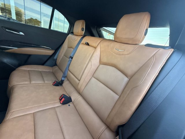 Used 2024 Cadillac XT4 Premium Luxury AWD/4WD image 30