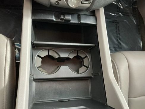 Used 2014 Honda Pilot Touring image 27