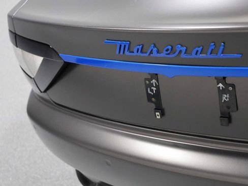 Used 2016 Maserati GranTurismo Convertible image 8