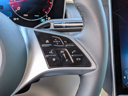 New 2026 Mercedes-Benz GLC 300 image 20