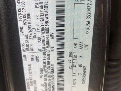 Used 2025 Ford Escape ST-Line FWD image 24
