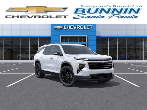 New 2026 Chevrolet Traverse LT FWD image 1