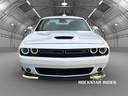Used 2022 Dodge Challenger GT RWD image 6