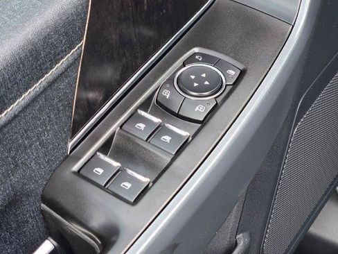 Certified 2021 Ford F150 Lariat AWD/4WD image 22