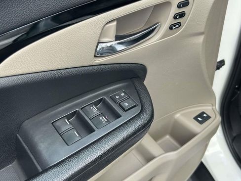 Used 2017 Honda Pilot Touring image 20