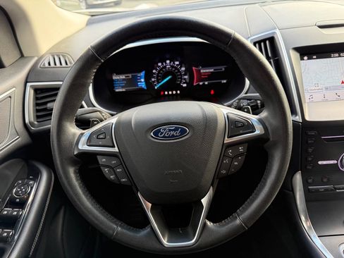 Used 2017 Ford Edge Titanium w/ Equipment Group 301A image 17