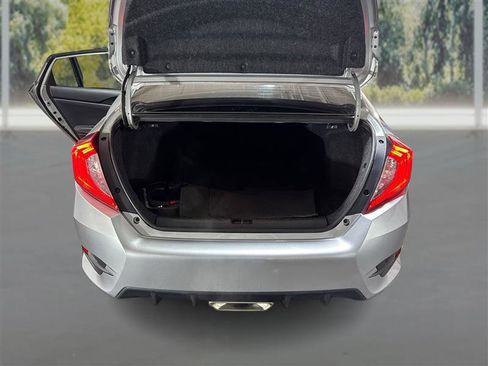 Used 2020 Honda Civic Sport image 12