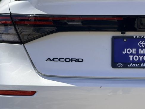 Used 2023 Honda Accord Sport image 9