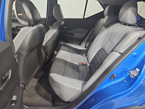 Used 2021 Nissan Kicks SR w/ SR Premium Package image 24