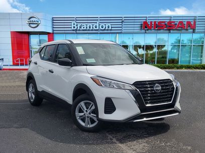 New 2025 Nissan Kicks S
