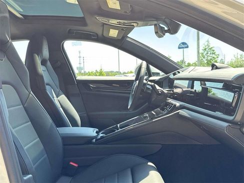 New 2025 Porsche Panamera 4 image 16
