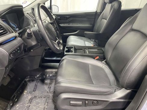 Used 2023 Honda Odyssey Touring image 18