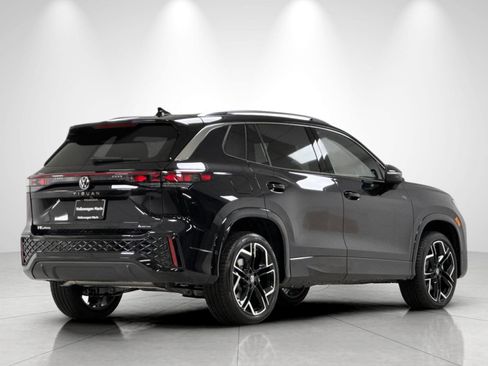 New 2026 Volkswagen Tiguan SEL R-Line AWD/4WD image 5