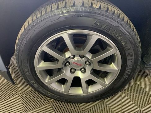 Used 2016 GMC Yukon XL Denali image 10