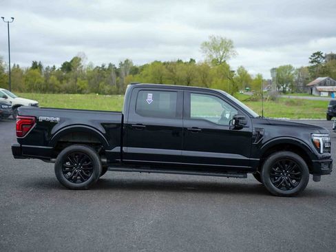 Used 2025 Ford F150 Lariat w/ Equipment Group 502A High AWD/4WD image 4