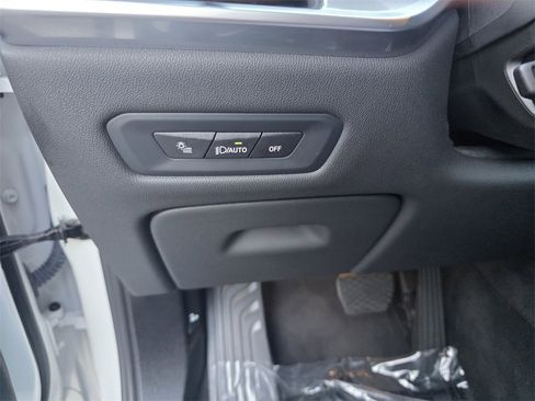 Used 2024 BMW X5 xDrive40i w/ Premium Package image 26